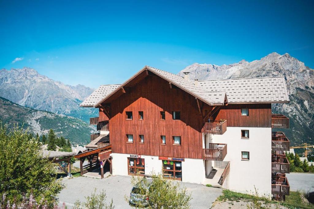 Les Gentianes By Actisource Aparthotel Puy-Saint-Vincent Eksteriør bilde